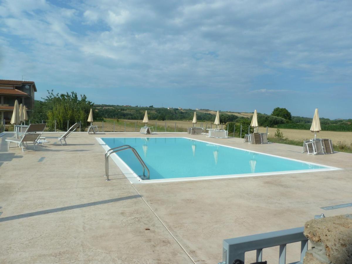 B&B Gli Orti Collecorvino Eksteriør billede