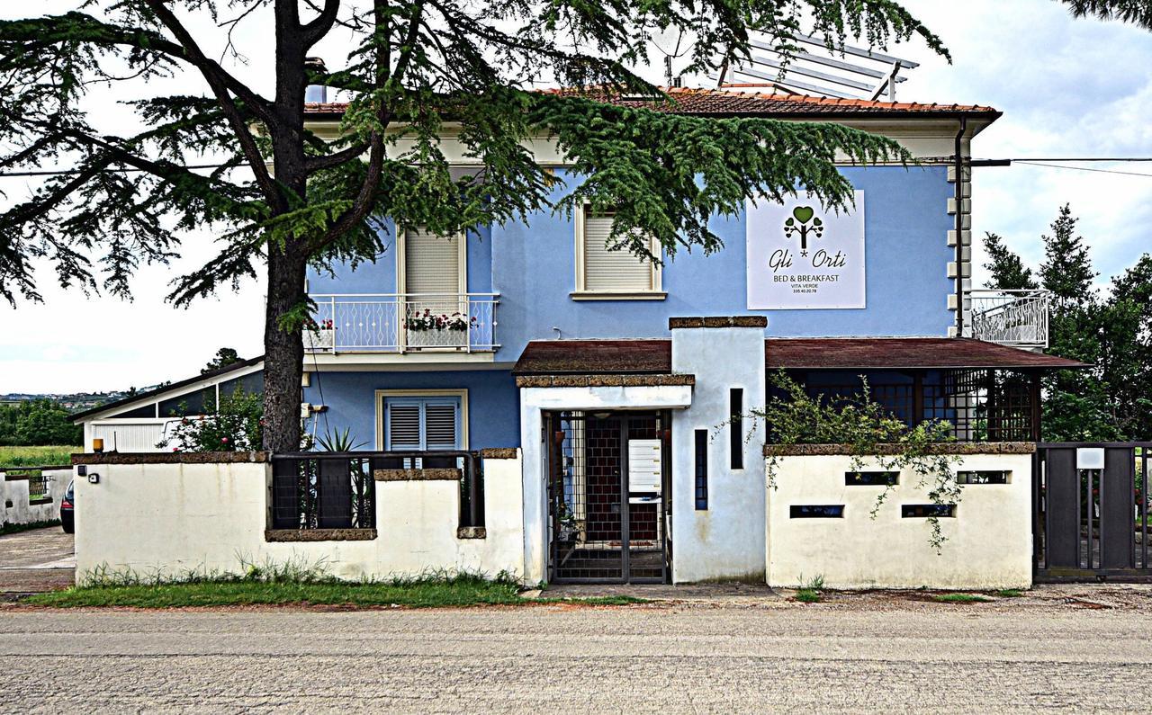 B&B Gli Orti Collecorvino Eksteriør billede
